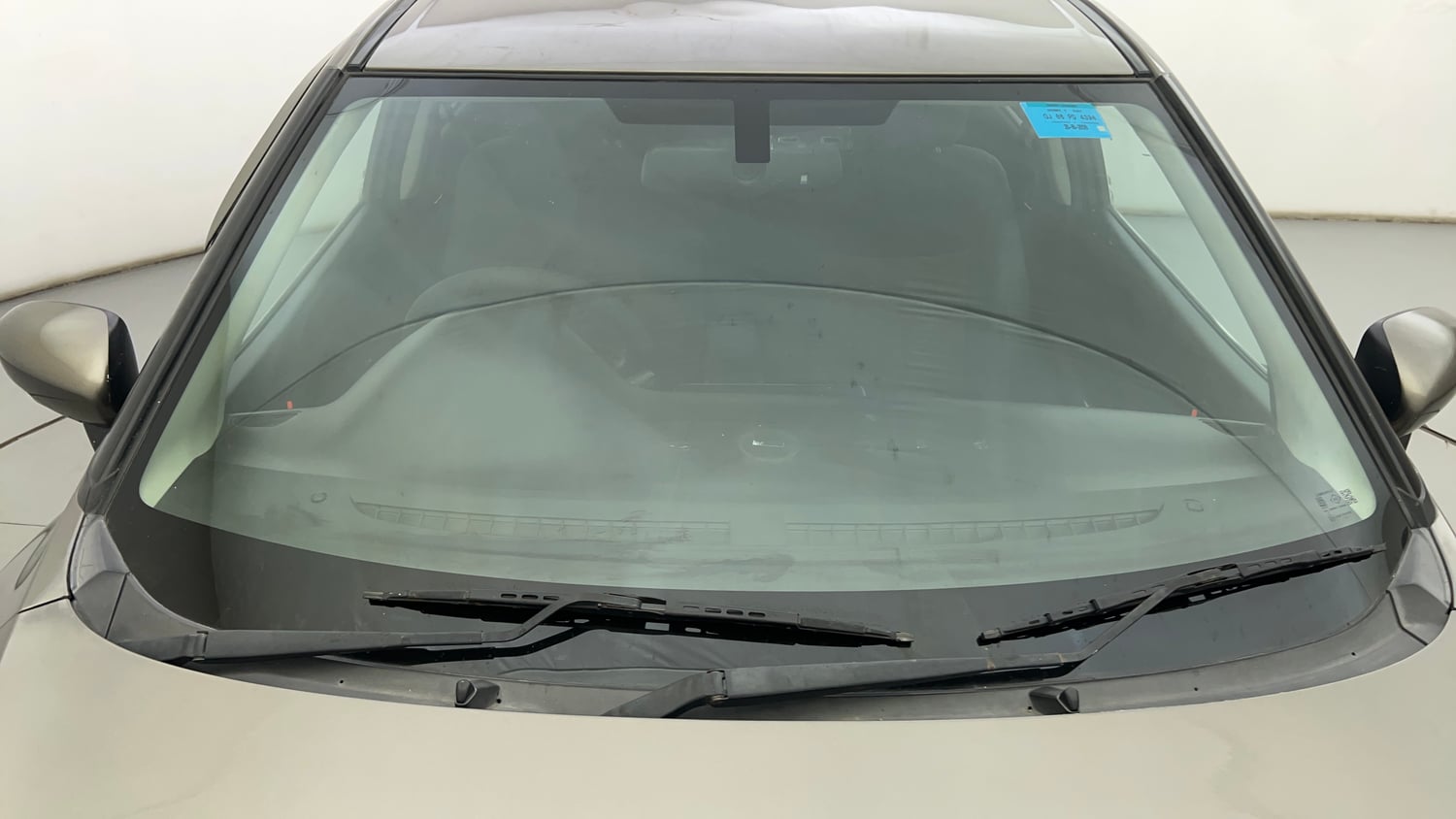 Used 2020 Maruti Suzuki Baleno Zeta Petrol Manual exterior FRONT WINDSHIELD VIEW