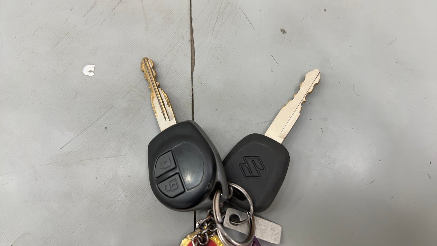 Used 2017 Maruti Suzuki Swift VXi Petrol Manual extra CAR KEY VIEW