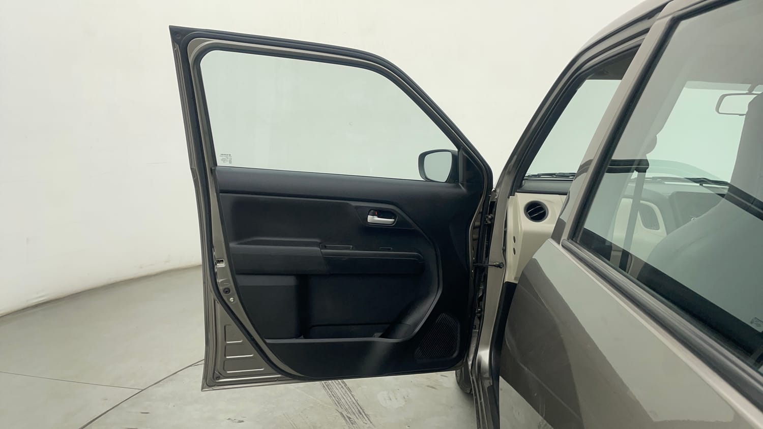 Used 2024 Maruti Suzuki Wagon R VXI 1.0 AGS Petrol Automatic interior LEFT FRONT DOOR OPEN VIEW