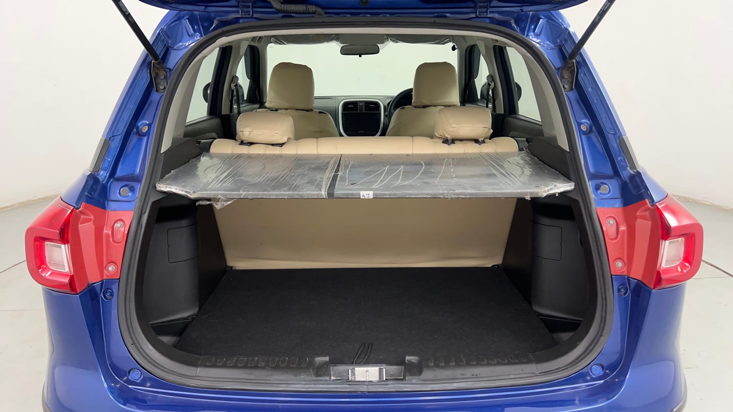 Used 2021 Toyota Urban Cruiser Mid Grade AT Petrol Automatic interior DICKY INSIDE VIEW