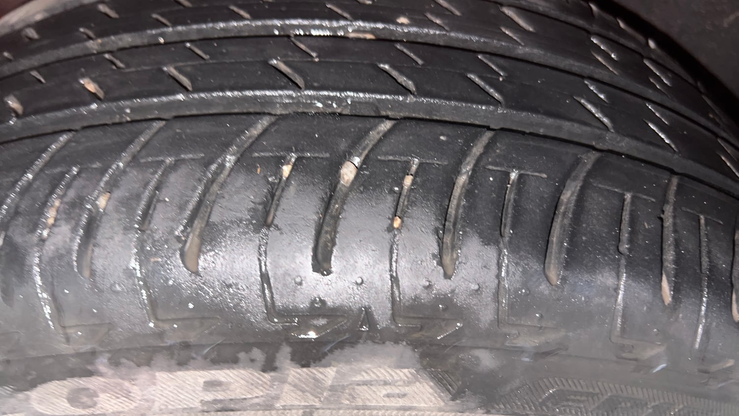 Used 2018 Ford EcoSport Titanium + 1.5L TDCi Diesel Manual tyres LEFT REAR TYRE TREAD VIEW