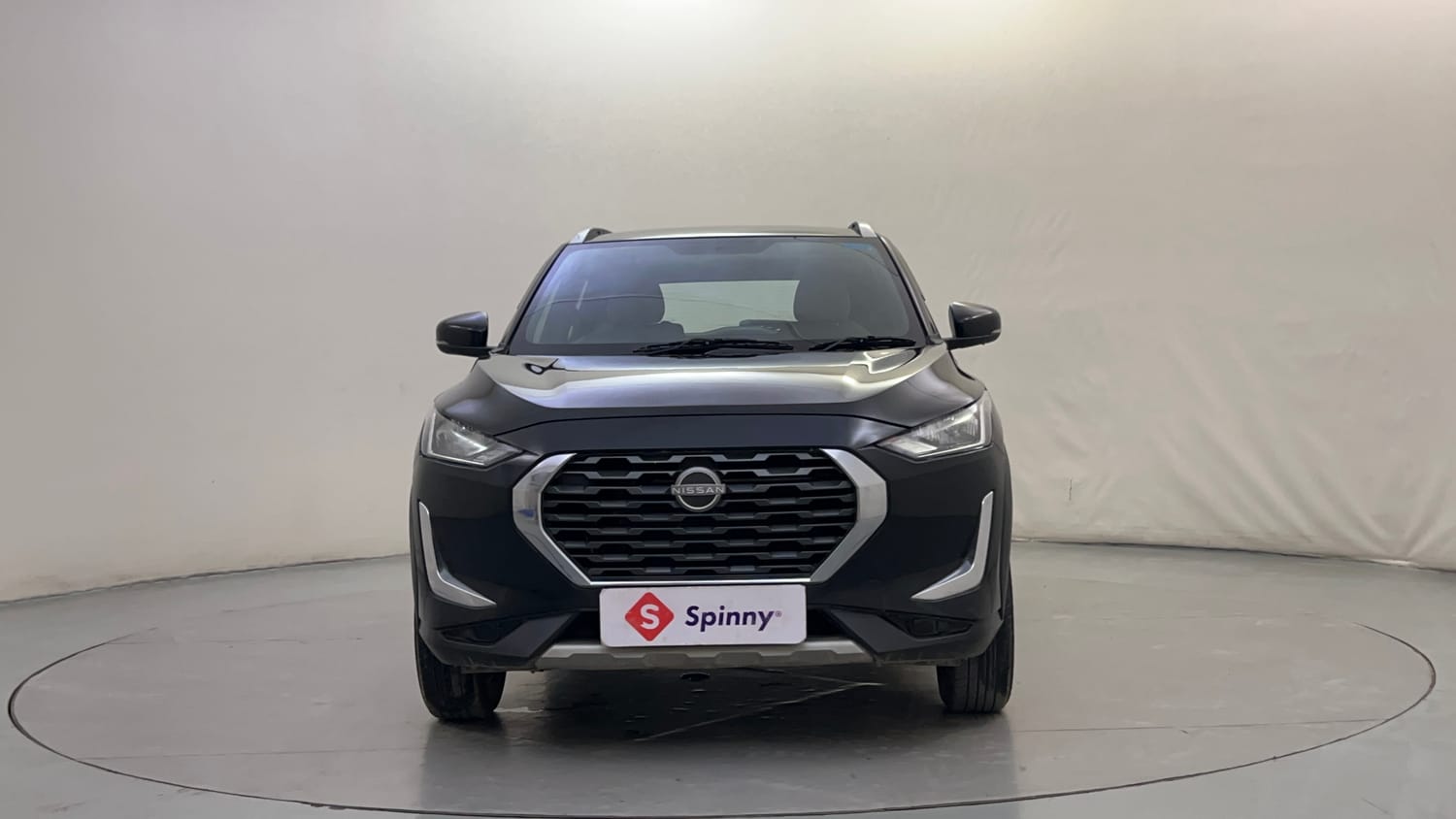 Used 2024 Nissan Magnite XL AMT Petrol Automatic exterior FRONT VIEW