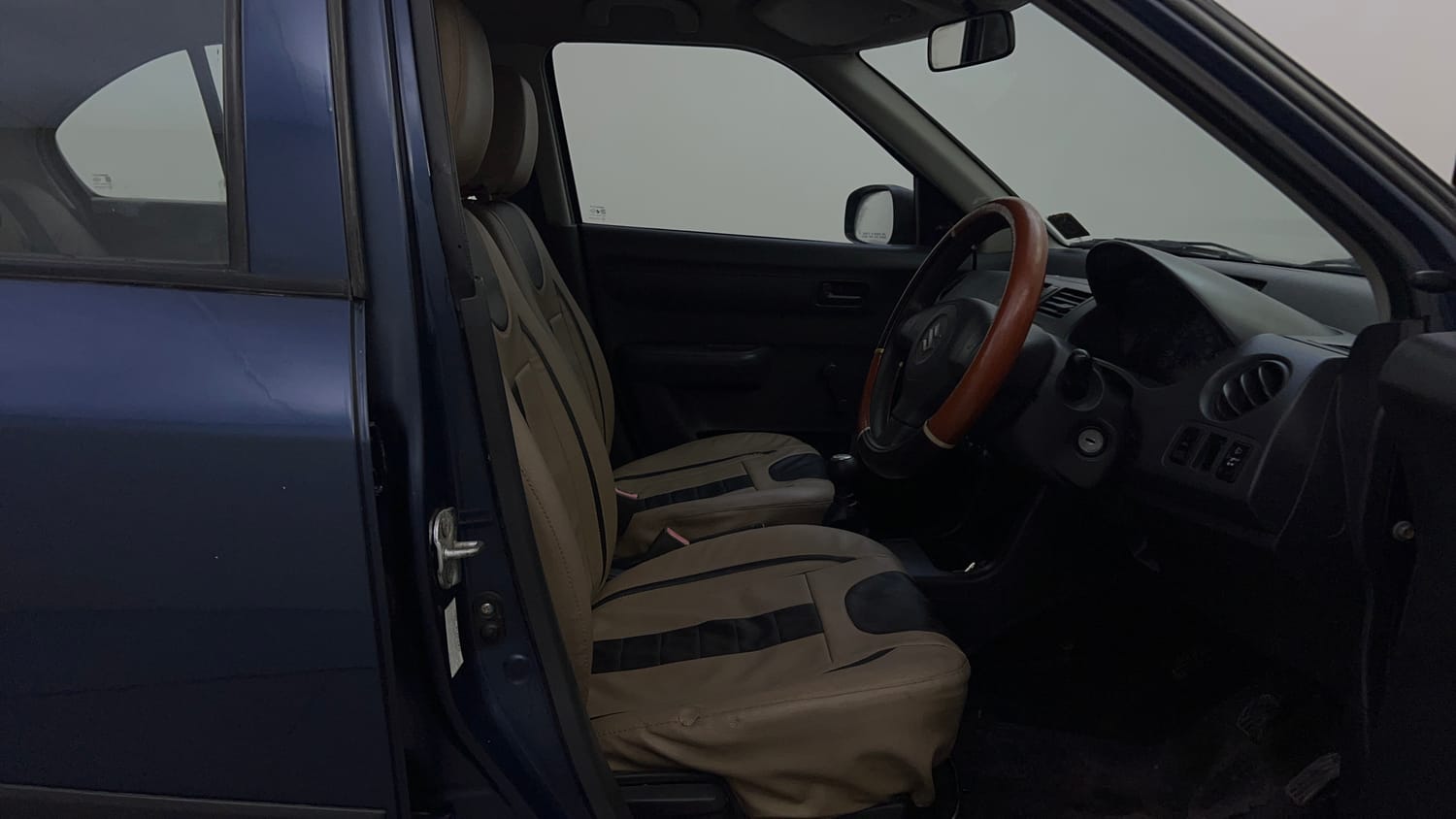 Used 2012 Maruti Suzuki Swift Dzire LXi 1.2 BS-IV Petrol Manual interior RIGHT SIDE FRONT DOOR CABIN VIEW