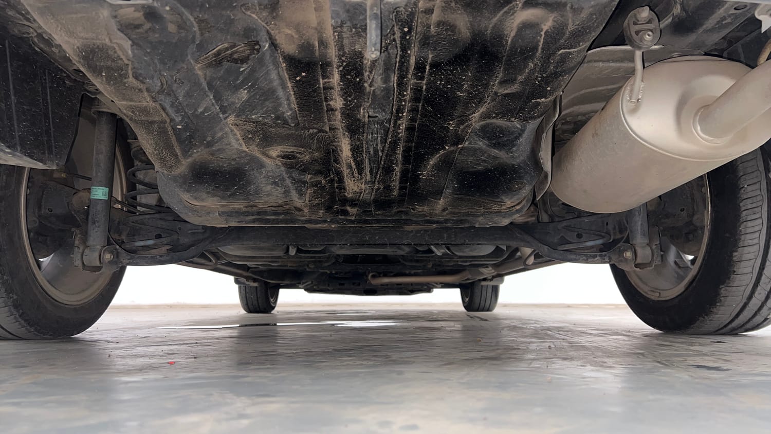 Used 2023 Honda City ZX Petrol CVT Petrol Automatic extra REAR UNDERBODY VIEW (TAKEN FROM REAR)