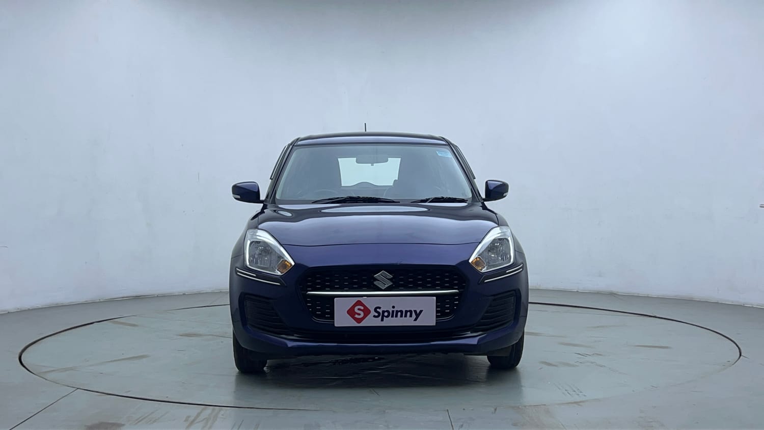 Used 2023 Maruti Suzuki Swift VXi AMT Petrol Automatic exterior FRONT VIEW