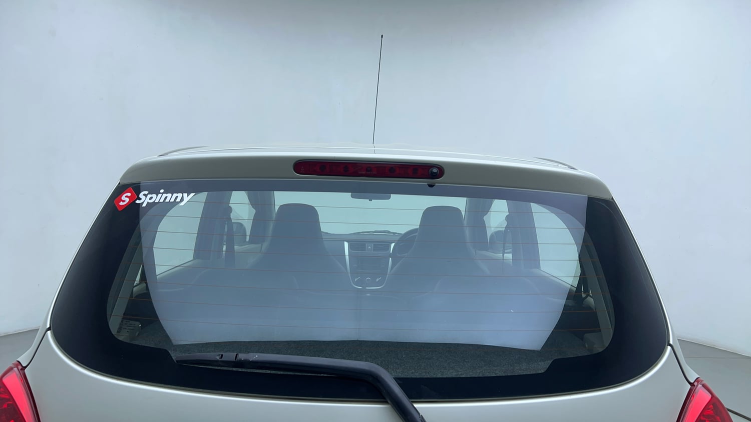 Used 2017 Maruti Suzuki Celerio ZXI (O) AMT Petrol Automatic top_features Rear wiper