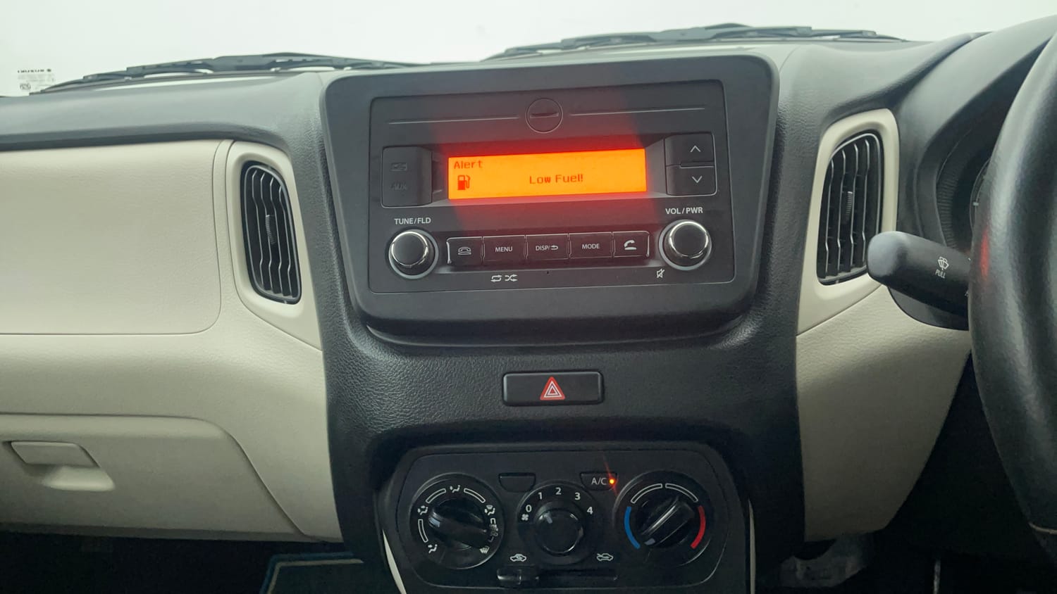 Used 2024 Maruti Suzuki Wagon R VXI 1.0 AGS Petrol Automatic interior MUSIC SYSTEM & AC CONTROL VIEW