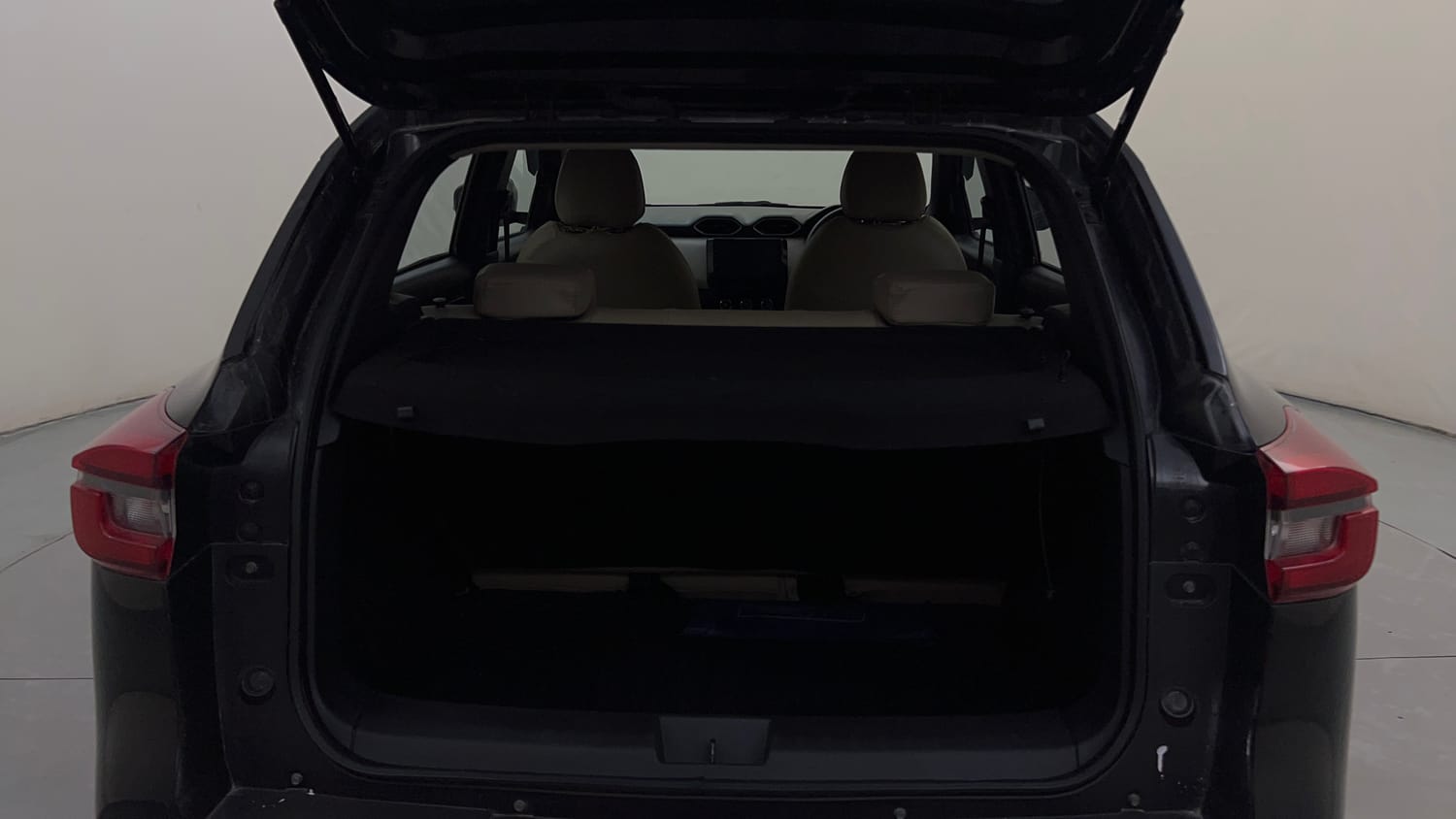 Used 2024 Nissan Magnite XL AMT Petrol Automatic interior DICKY INSIDE VIEW