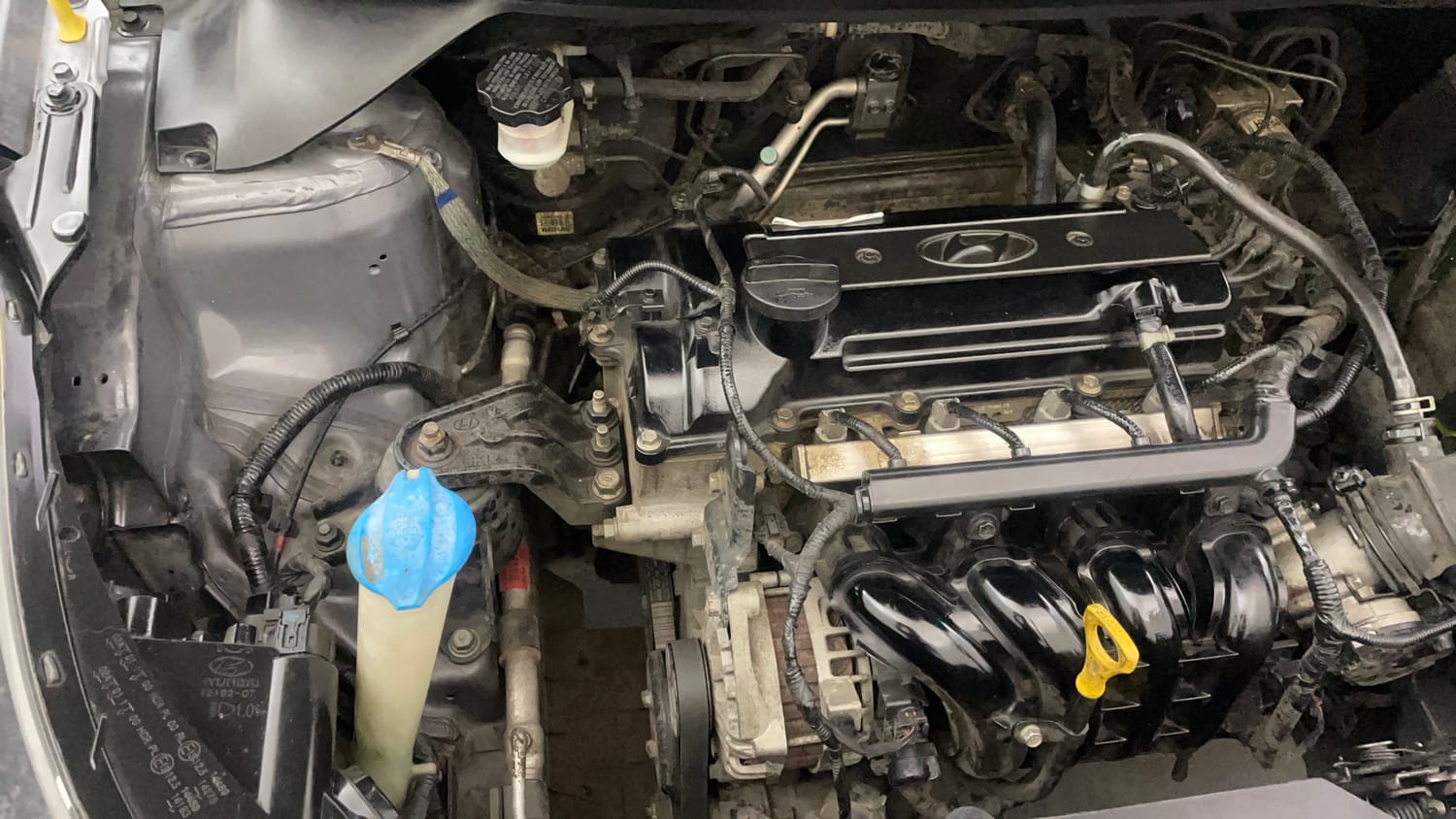Used 2017 Hyundai Elite i20 Asta 1.2 (O) Petrol Manual engine ENGINE RIGHT SIDE VIEW