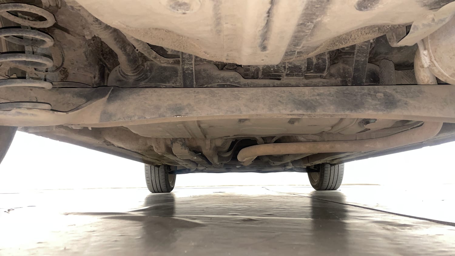 Used 2017 Hyundai Elite i20 Asta 1.2 (O) Petrol Manual extra REAR UNDERBODY VIEW (TAKEN FROM REAR)