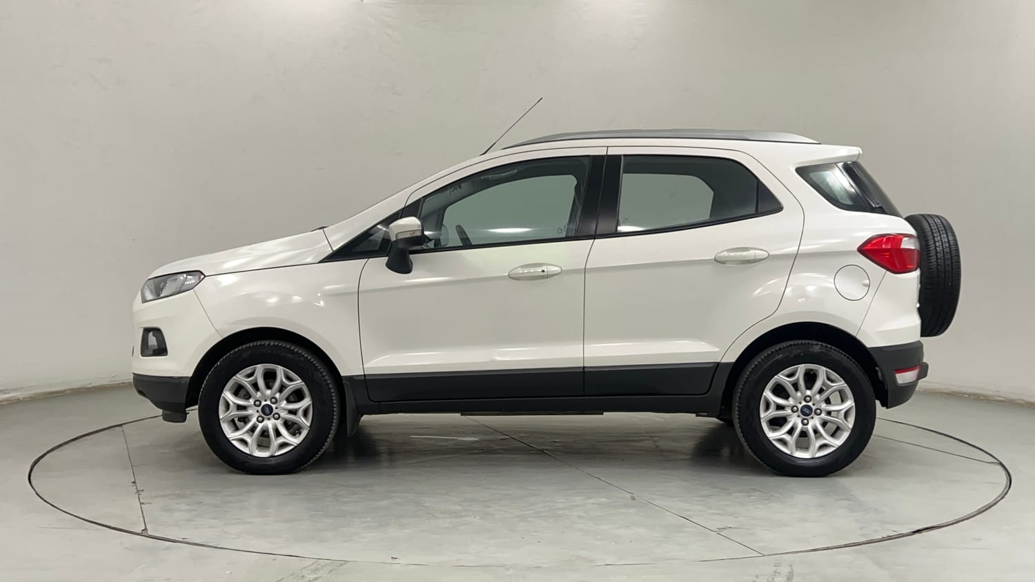 Used 2017 Ford EcoSport Titanium 1.5L Ti-VCT AT Petrol Automatic exterior LEFT SIDE VIEW