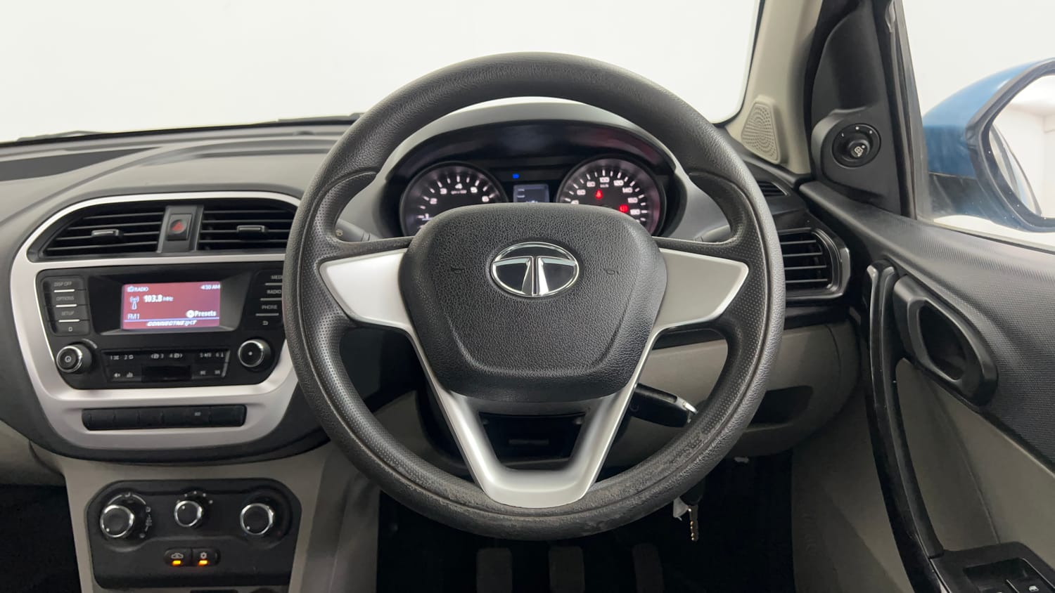 Used 2017 Tata Tiago Revotron XT Petrol Manual interior STEERING VIEW