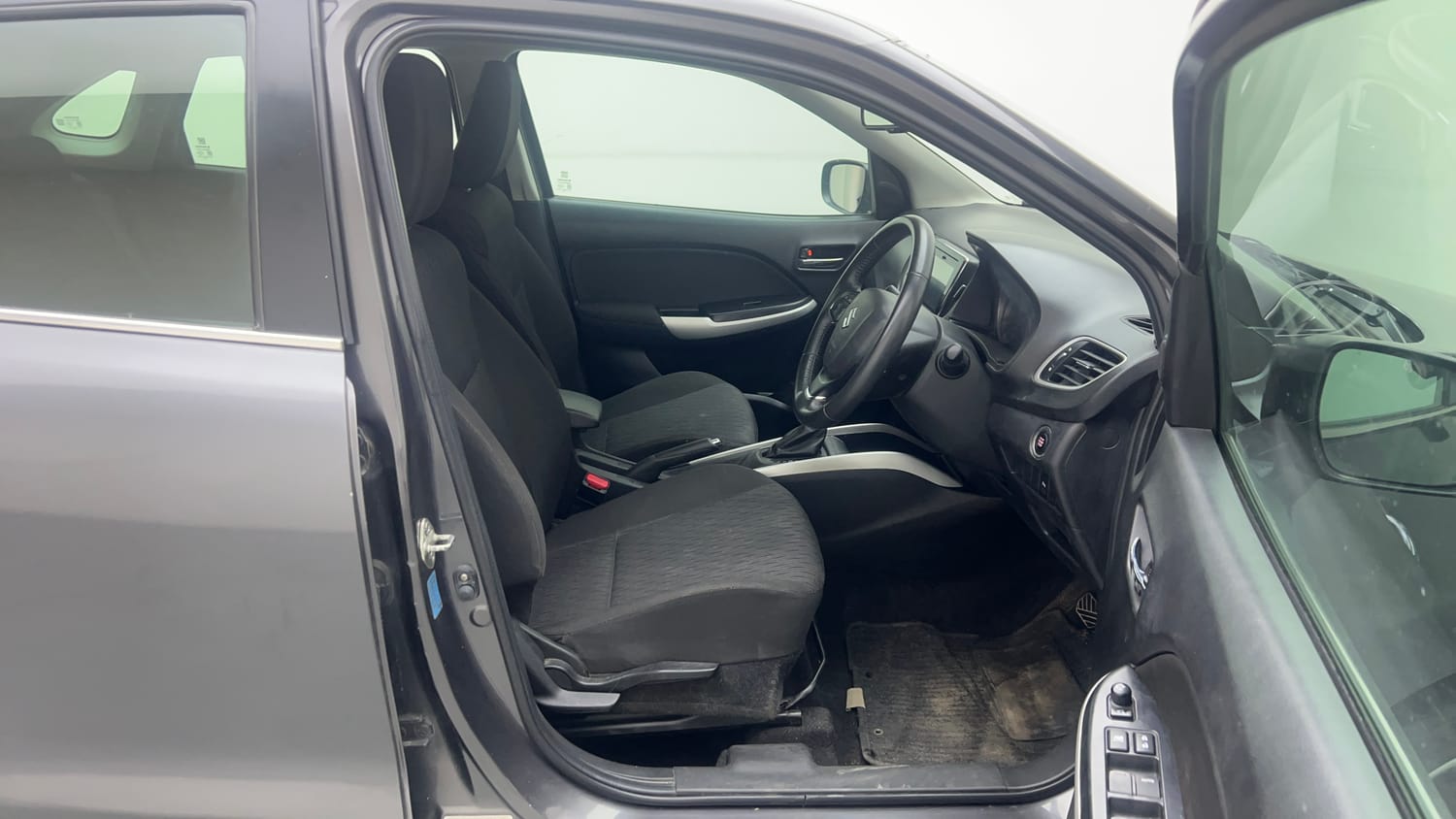 Used 2018 Maruti Suzuki Baleno Alpha 1.2 AT Petrol Automatic interior RIGHT SIDE FRONT DOOR CABIN VIEW