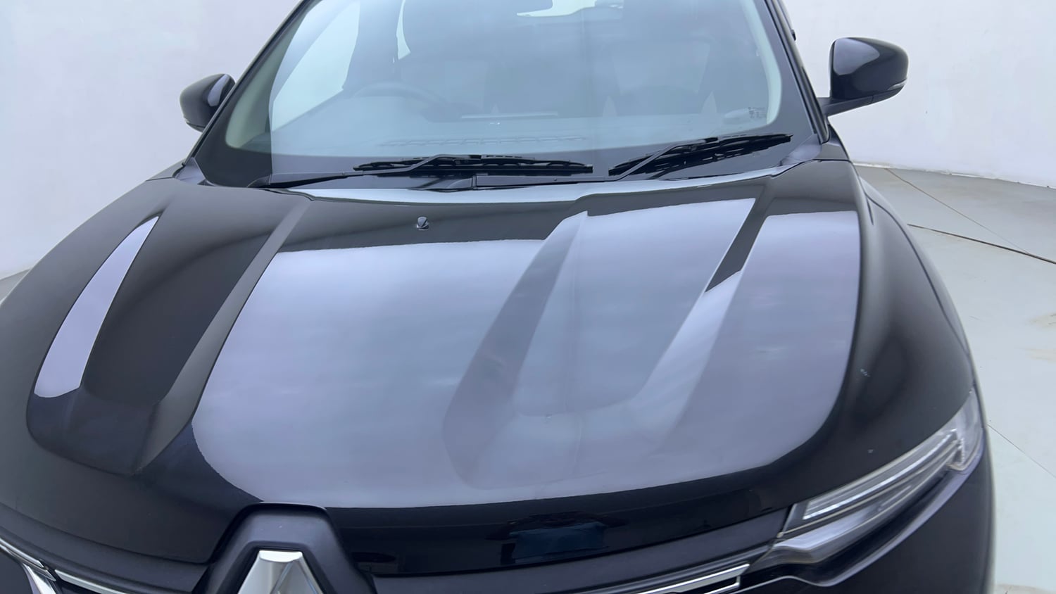 Used 2024 Renault Kiger RXT AMT Petrol Automatic dents MINOR SCRATCH