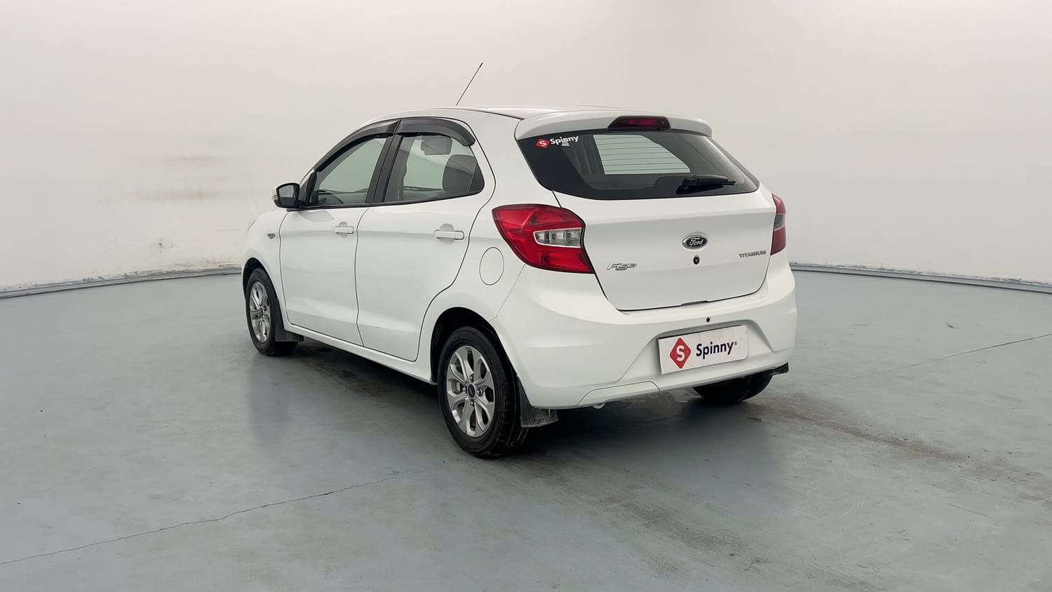 Used 2016 Ford Figo Titanium 1.5 Ti-VCT AT Petrol Automatic exterior LEFT REAR CORNER VIEW
