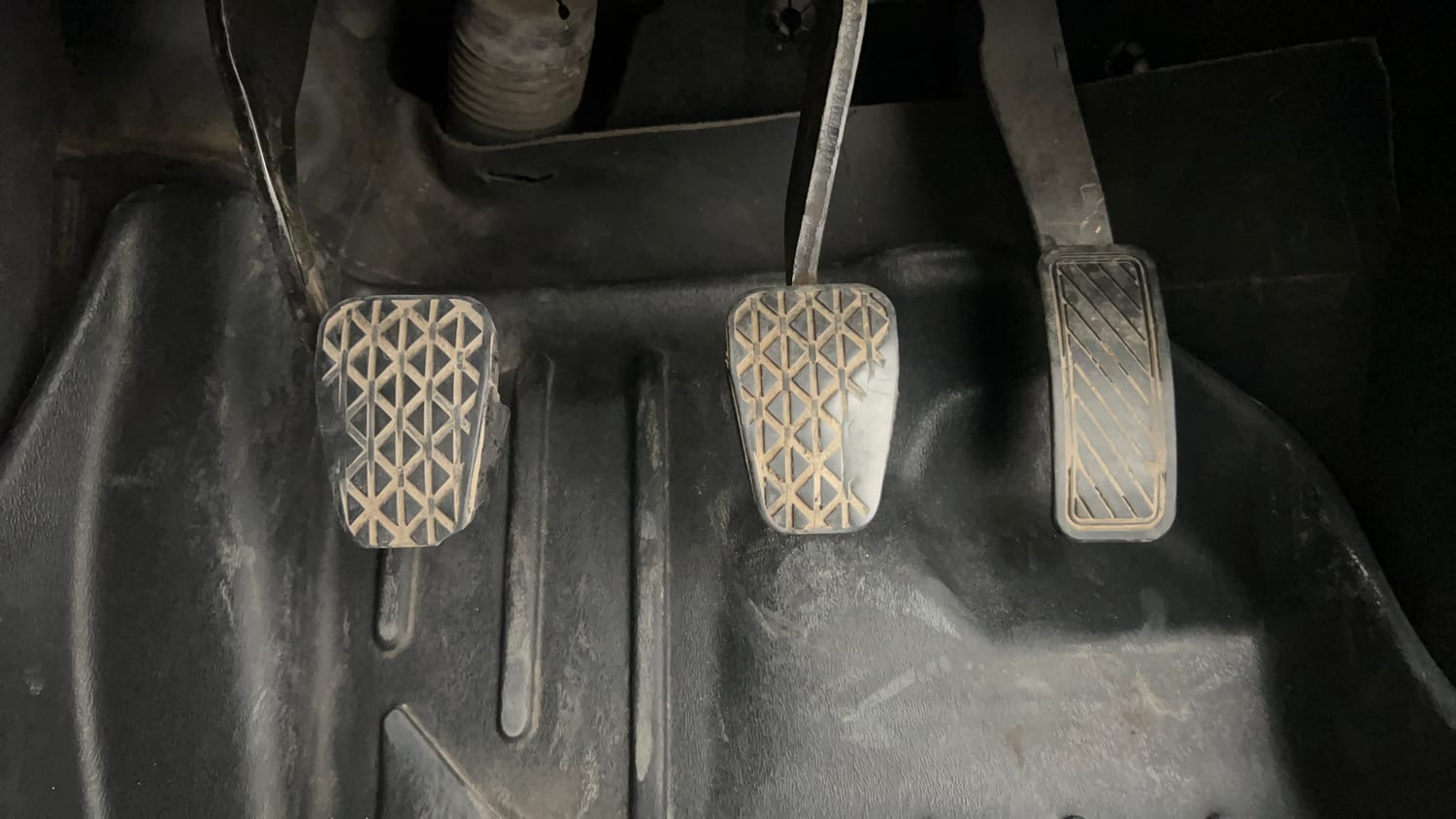Used 2019 Ford EcoSport Titanium + 1.5L TDCi Diesel Manual interior PEDALS VIEW