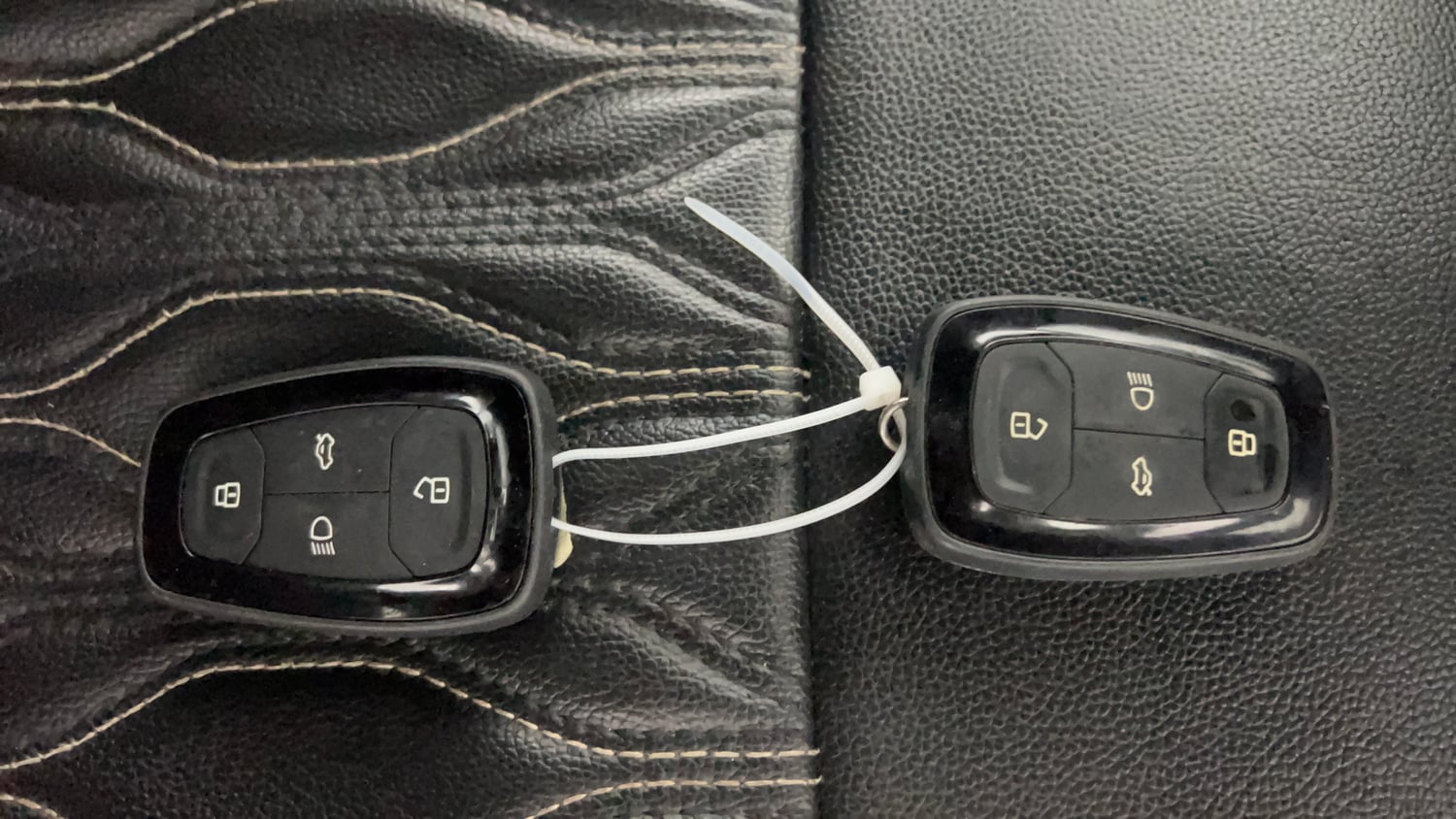Used 2022 Tata Altroz XZ Plus Diesel Dark Edition Diesel Manual extra CAR KEY VIEW