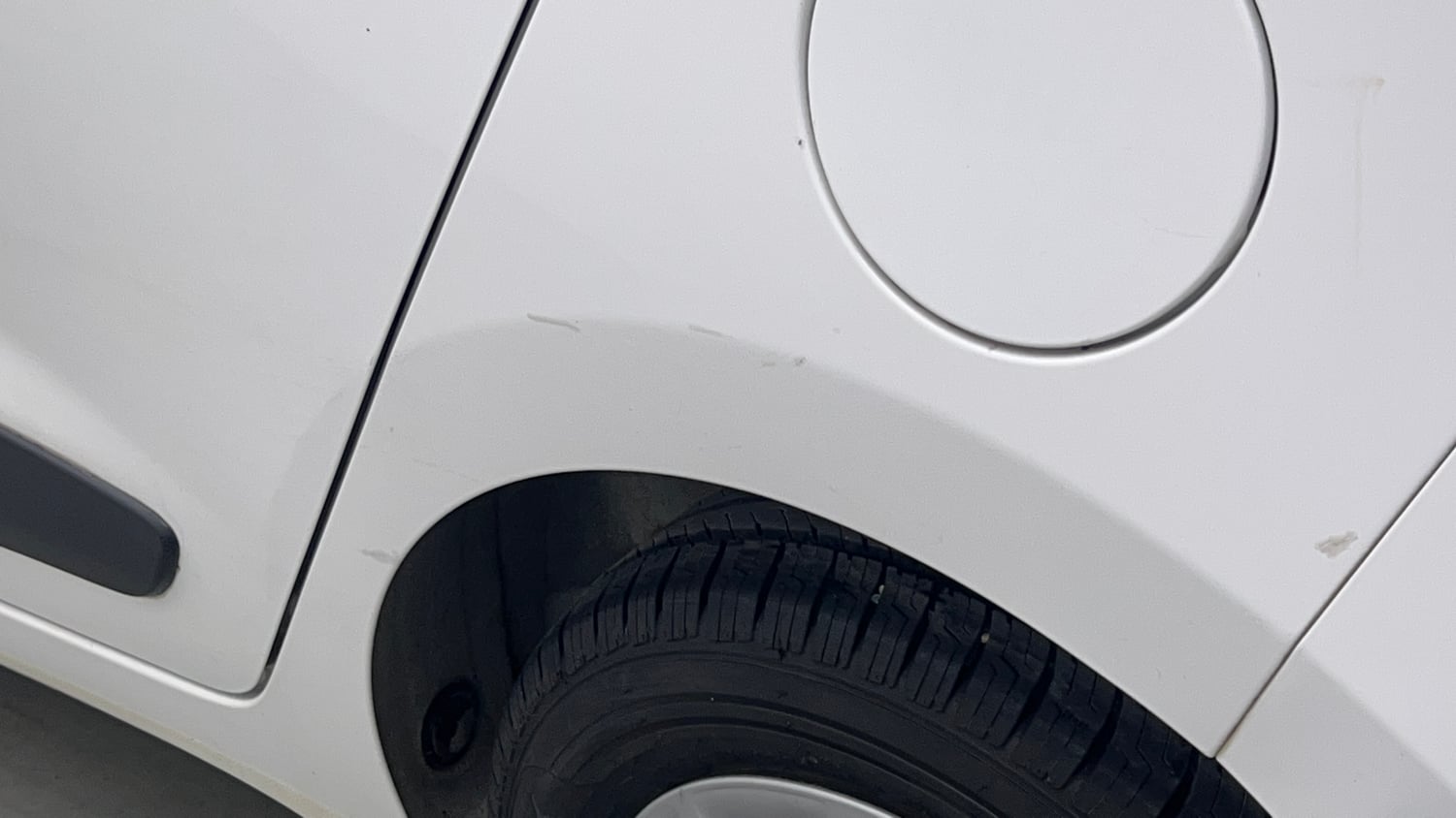 Used 2020 Hyundai Grand i10 Sportz 1.2 Kappa VTVT Petrol Manual dents MINOR DENT