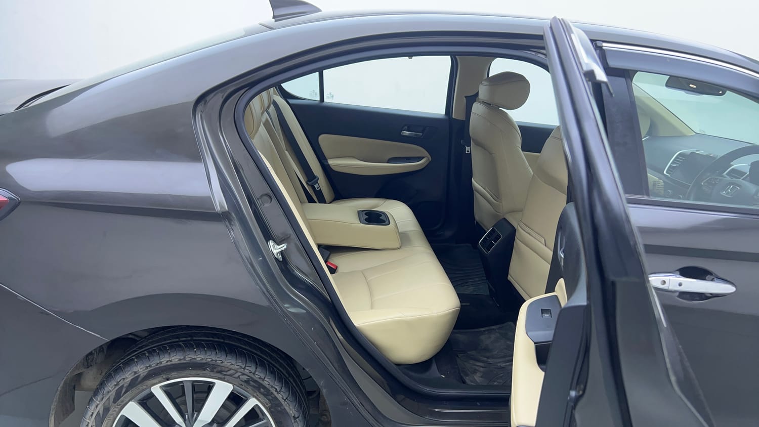 Used 2021 Honda City ZX CVT Petrol Petrol Automatic interior RIGHT SIDE REAR DOOR CABIN VIEW