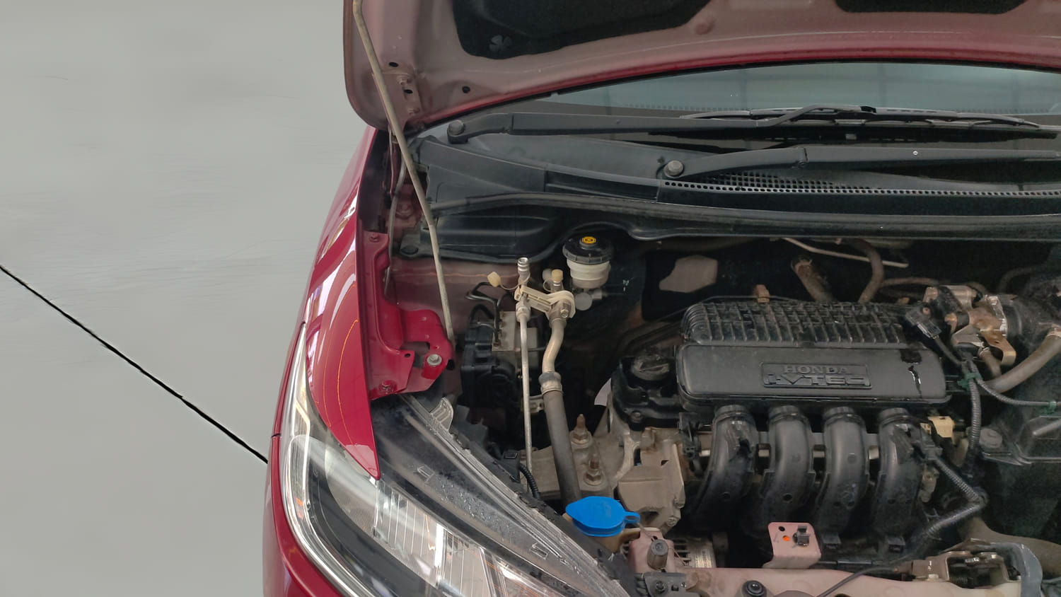 Used 2020 Honda Jazz ZX CVT Petrol Automatic engine ENGINE RIGHT SIDE HINGE & APRON VIEW