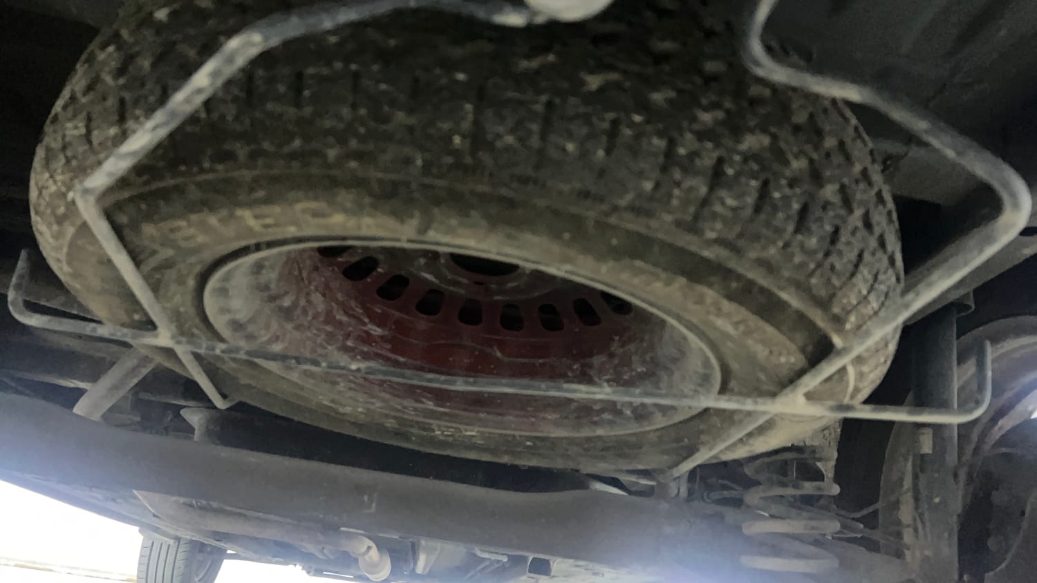 Used 2023 Renault Triber RXZ Petrol Manual tyres SPARE TYRE VIEW