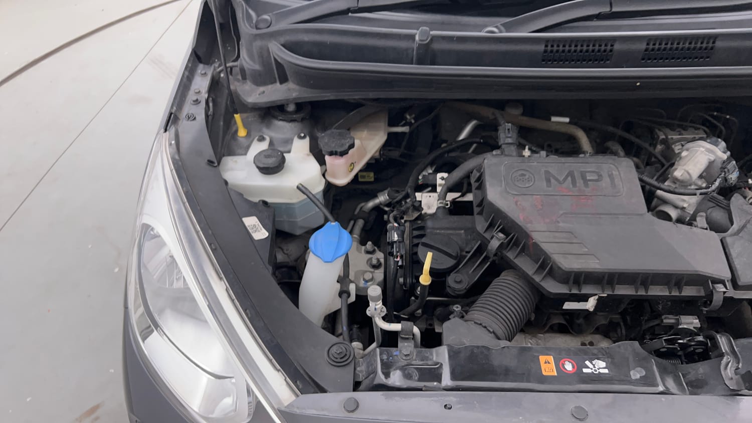 Used 2020 Hyundai Santro Era Executive Petrol Manual engine ENGINE RIGHT SIDE VIEW