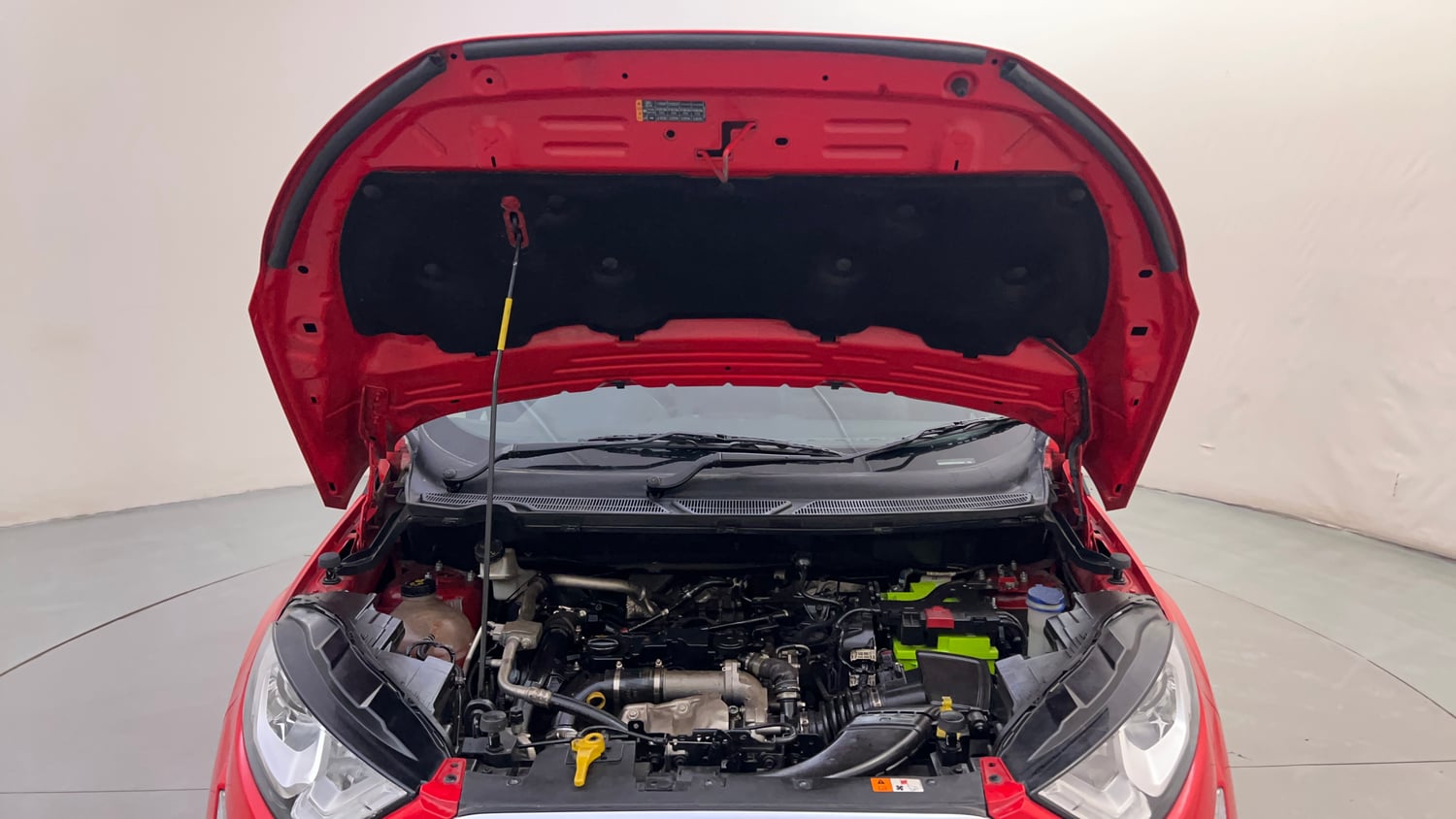Used 2018 Ford EcoSport Titanium + 1.5L TDCi Diesel Manual engine ENGINE & BONNET OPEN FRONT VIEW