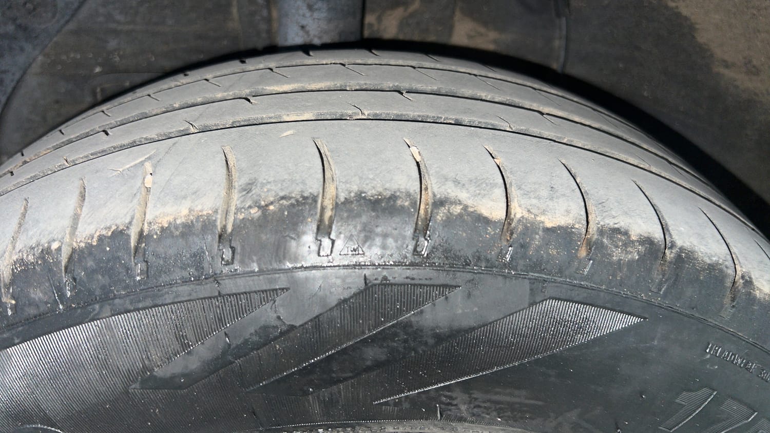 Used 2016 Hyundai Elite i20 Sportz 1.2 Petrol Manual tyres RIGHT REAR TYRE TREAD VIEW
