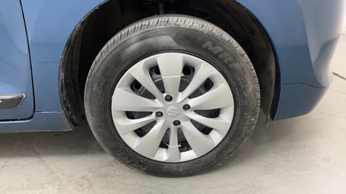 Used 2018 Maruti Suzuki Baleno Delta 1.2 Petrol Manual tyres RIGHT FRONT TYRE RIM VIEW