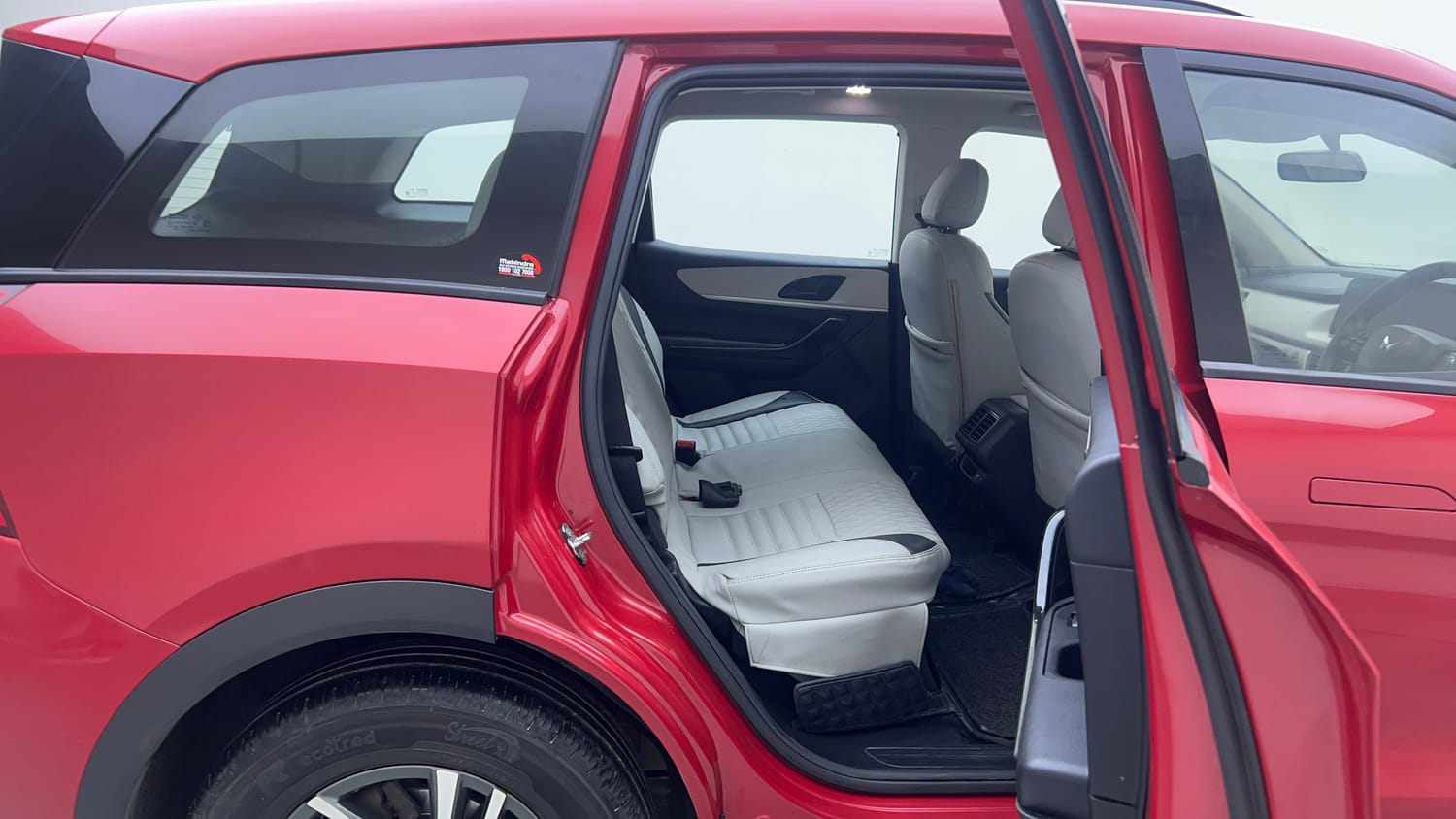 Used 2022 Mahindra XUV700 AX 5 Petrol AT 5 STR Petrol Automatic interior RIGHT SIDE REAR DOOR CABIN VIEW