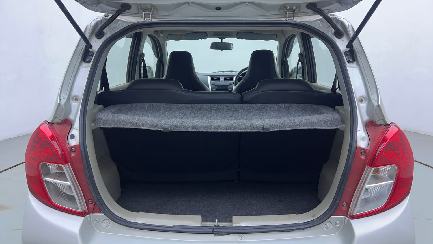 Used 2017 Maruti Suzuki Celerio ZXI (O) AMT Petrol Automatic interior DICKY INSIDE VIEW