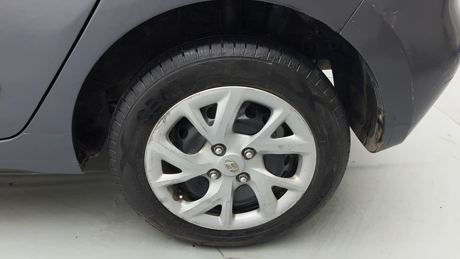 Used 2019 Hyundai Grand i10 Sportz 1.2 Kappa VTVT Petrol Manual tyres LEFT REAR TYRE RIM VIEW