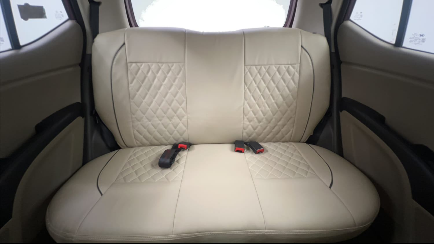 Used 2015 Hyundai i10 Sportz 1.1 iRDE2 Petrol Manual interior REAR SEAT CONDITION VIEW