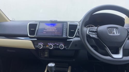 Used 2021 Honda City V Petrol Petrol Manual interior MUSIC SYSTEM & AC CONTROL VIEW