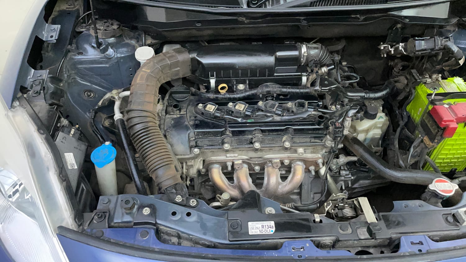 Used 2018 Maruti Suzuki Dzire VXi AMT Petrol Automatic engine ENGINE RIGHT SIDE VIEW