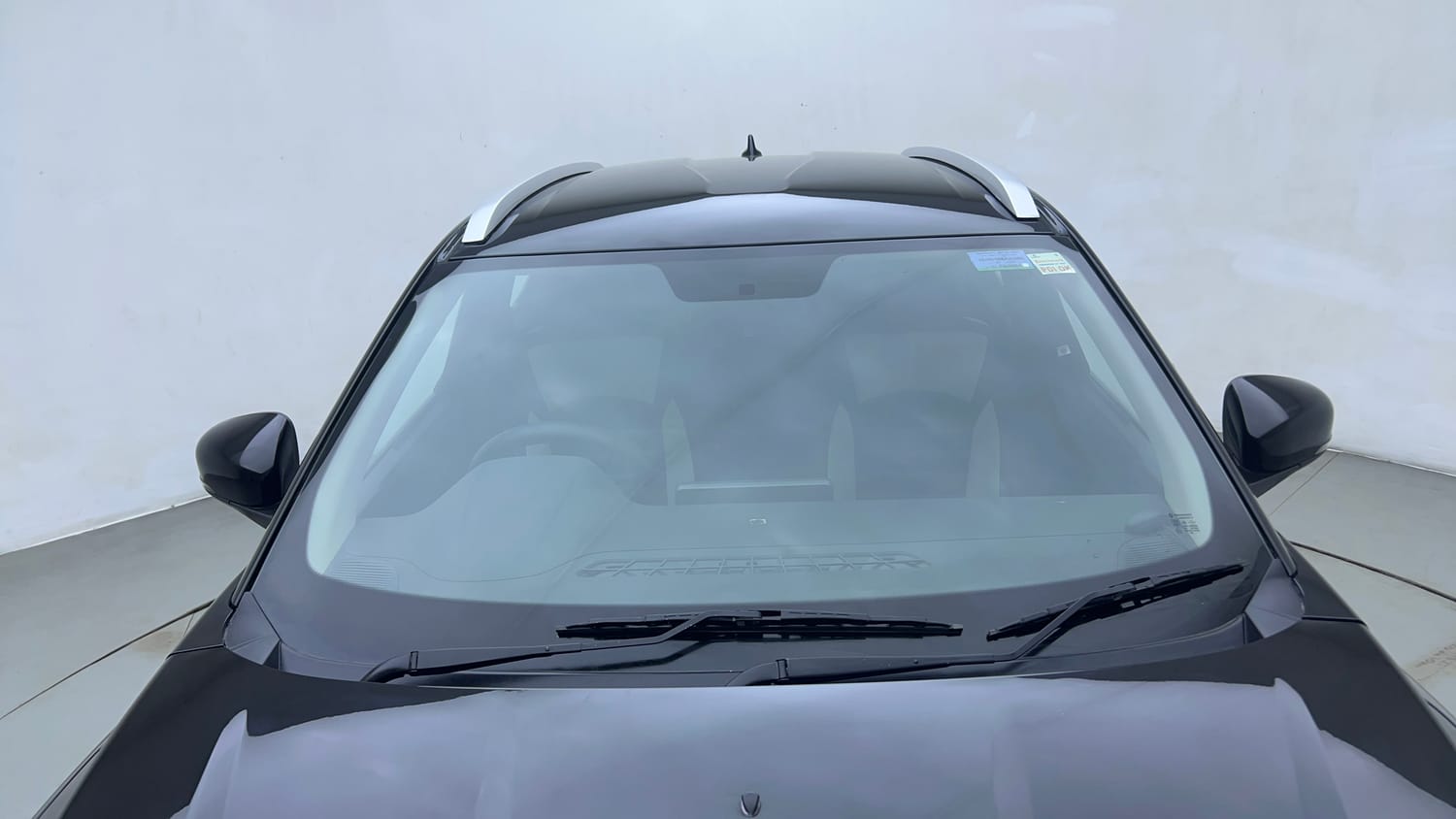 Used 2024 Renault Kiger RXT AMT Petrol Automatic exterior FRONT WINDSHIELD VIEW