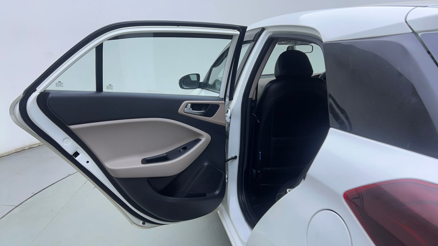 Used 2019 Hyundai Elite i20 Sportz Plus 1.2 Petrol Manual interior LEFT REAR DOOR OPEN VIEW