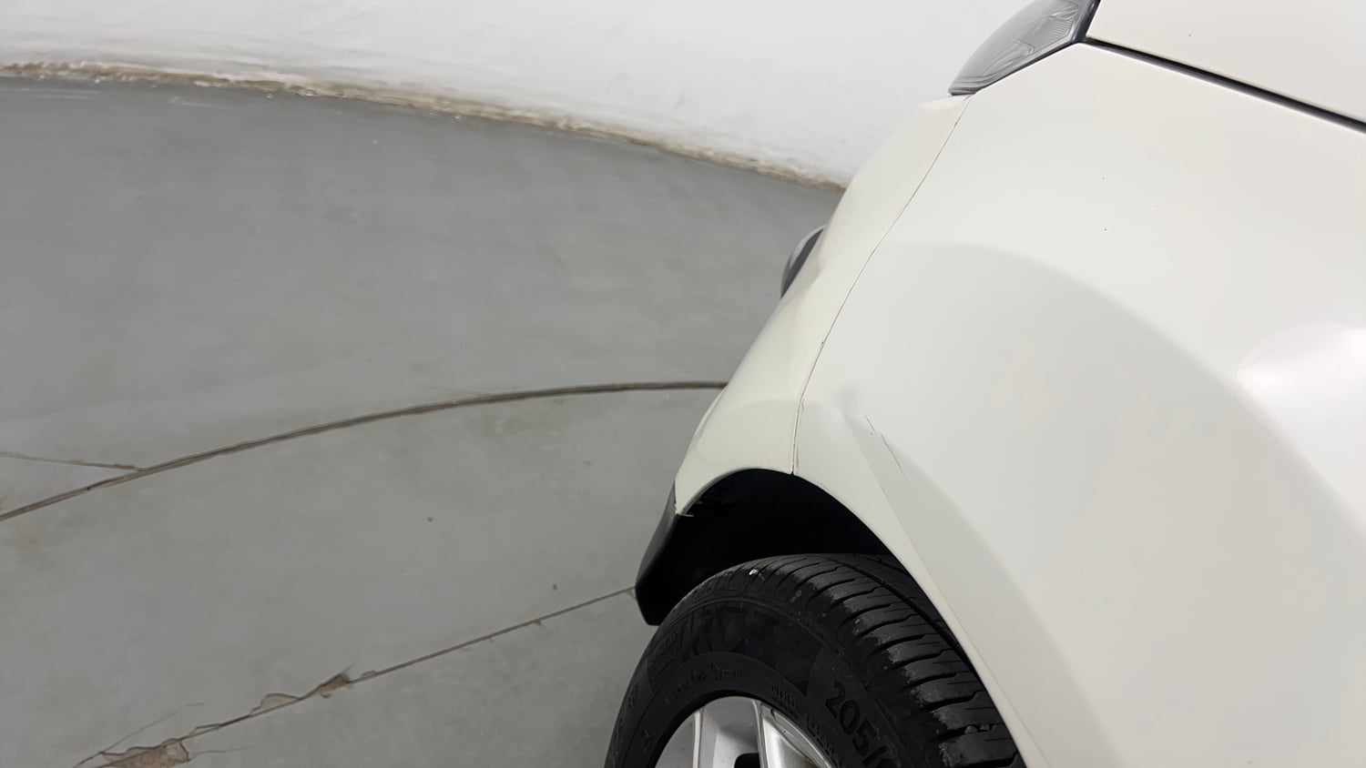 Used 2017 Ford EcoSport Titanium 1.5L Ti-VCT AT Petrol Automatic dents MINOR DENT