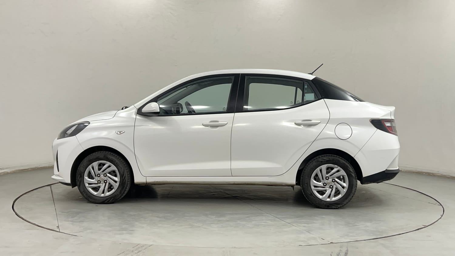 Used 2021 Hyundai Aura S 1.2 CNG Cng Manual exterior LEFT SIDE VIEW