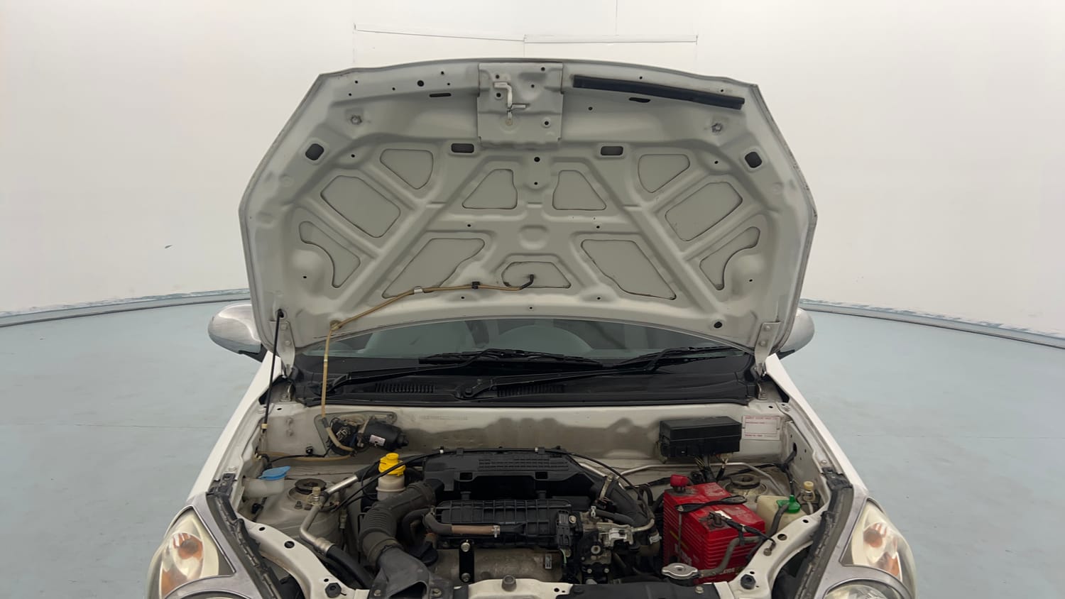 Used 2016 Maruti Suzuki Alto 800 Vxi Petrol Manual engine ENGINE & BONNET OPEN FRONT VIEW