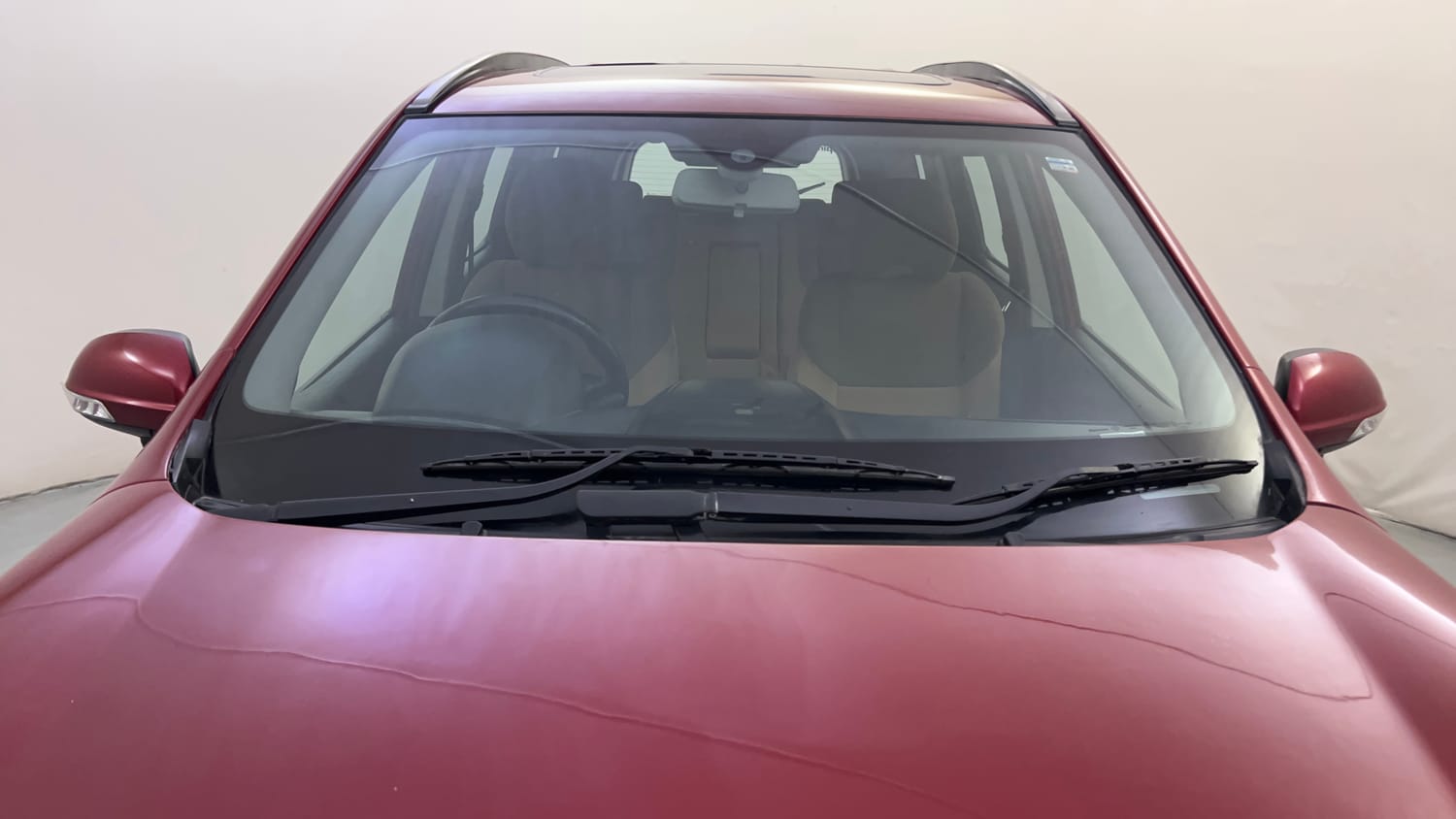 Used 2019 Mahindra XUV500 W9 AT Diesel Automatic exterior FRONT WINDSHIELD VIEW