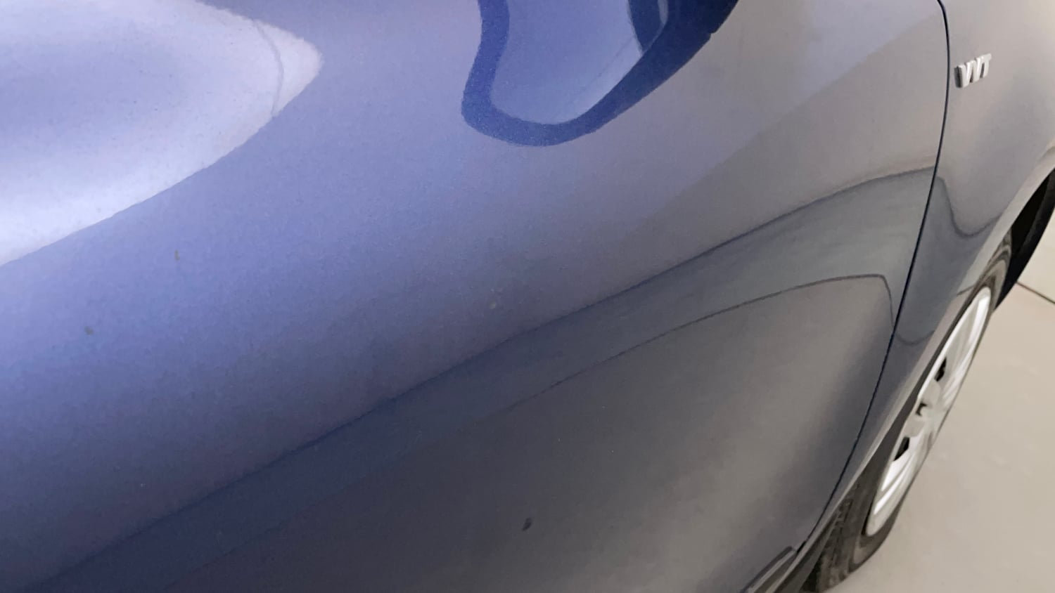 Used 2018 Maruti Suzuki Dzire VXi AMT Petrol Automatic dents MINOR DENT