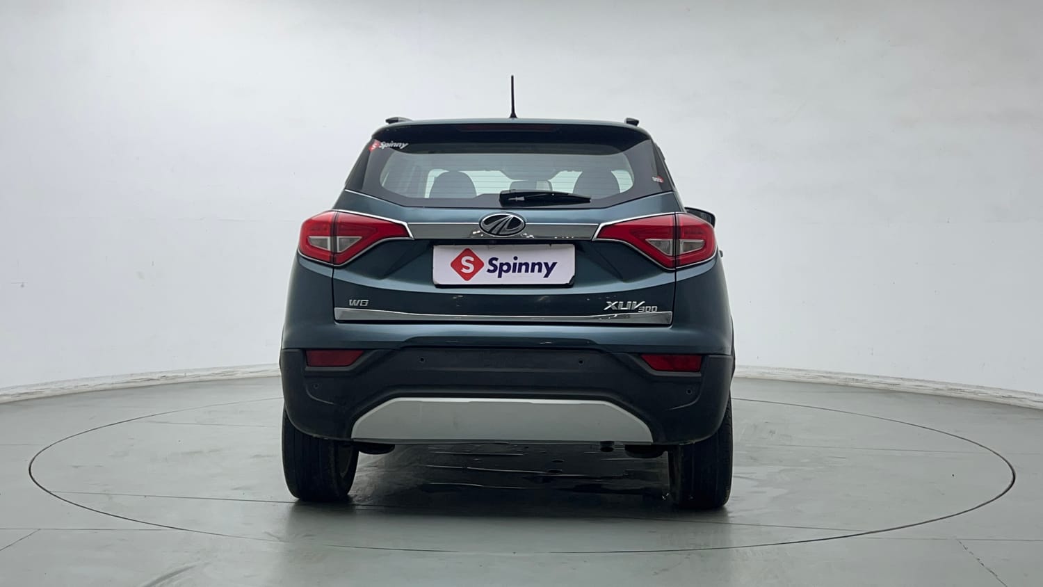 Used 2021 Mahindra XUV 300 W8 1.2 Petrol Petrol Manual exterior BACK VIEW