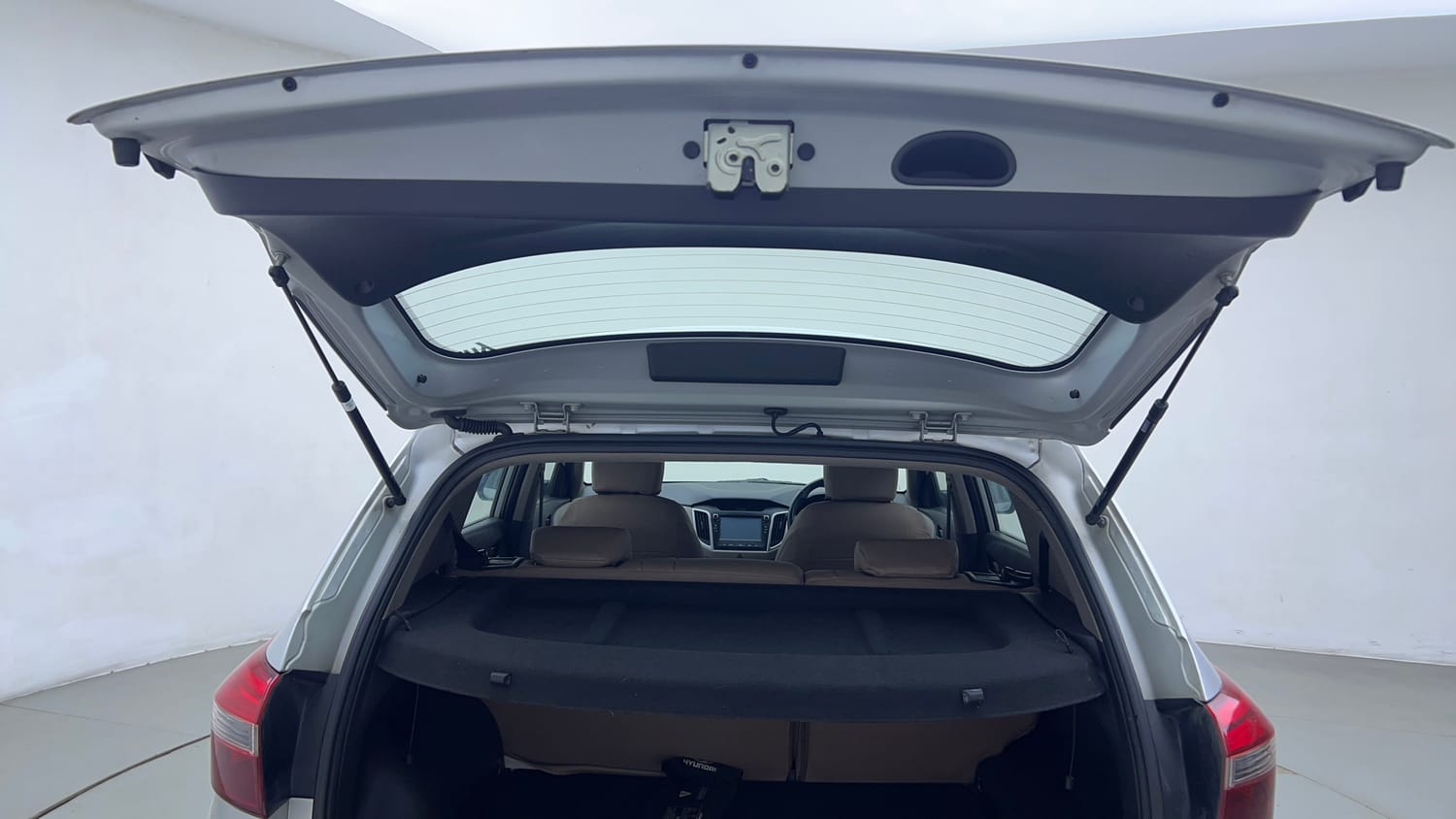Used 2018 Hyundai Creta SX Plus 1.6 AT Petrol Petrol Automatic interior DICKY DOOR OPEN VIEW