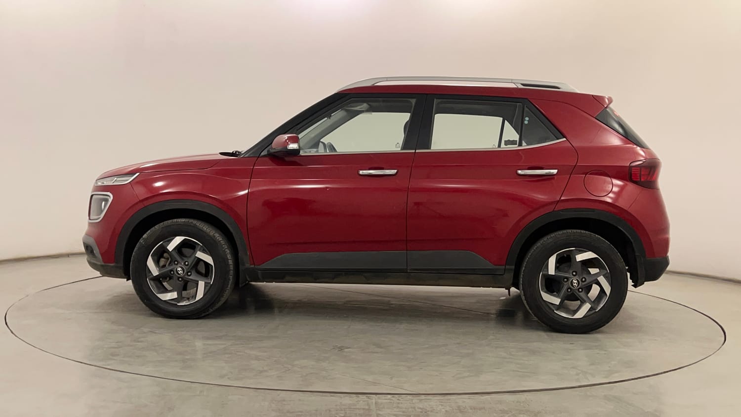 Used 2019 Hyundai Venue SX Plus 1.0 Turbo DCT Petrol Automatic exterior LEFT SIDE VIEW