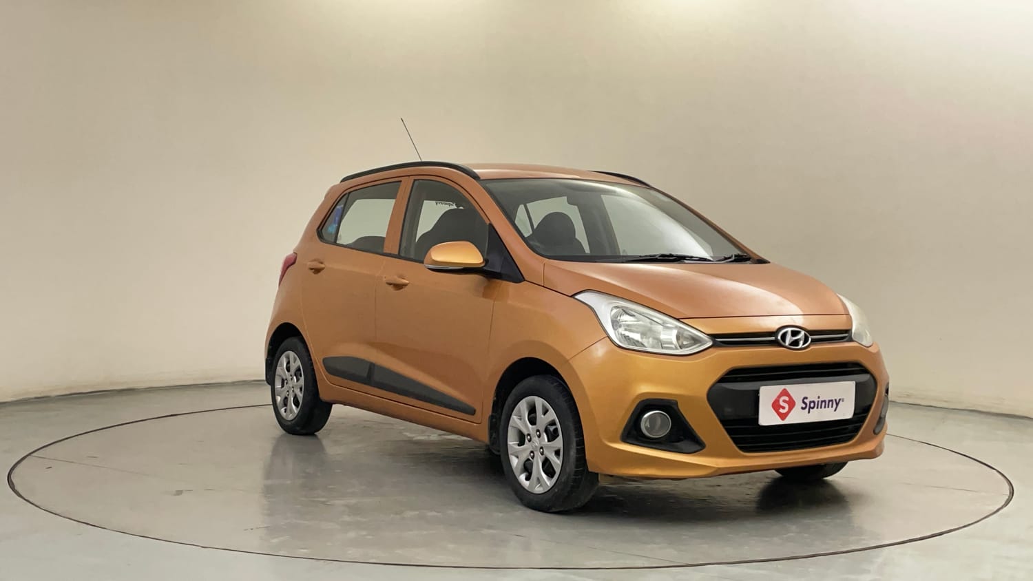 Used 2015 Hyundai Grand i10 Sportz 1.2 Kappa VTVT Petrol Manual exterior RIGHT FRONT CORNER VIEW