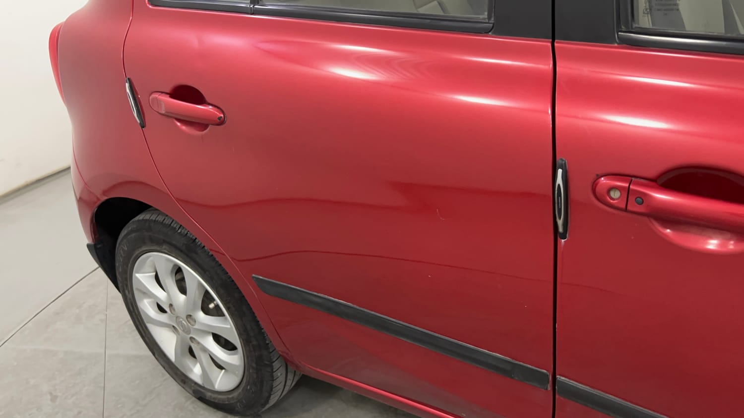 Used 2015 Nissan Micra XV CVT Petrol Automatic dents MINOR DENT