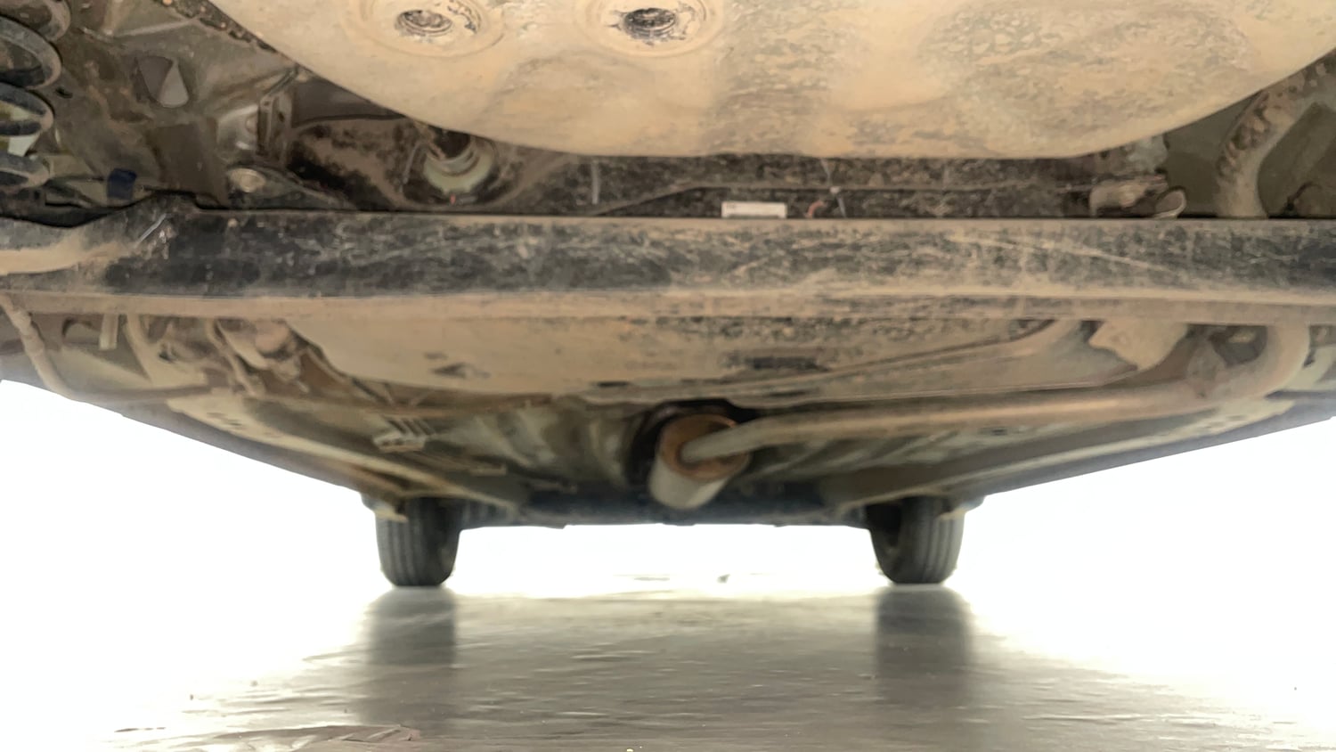Used 2024 Maruti Suzuki Wagon R VXI 1.0 AGS Petrol Automatic extra REAR UNDERBODY VIEW (TAKEN FROM REAR)