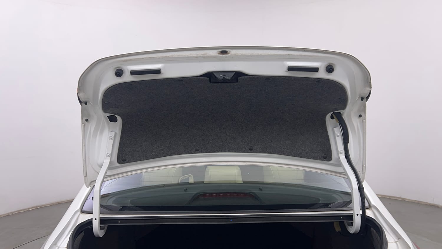 Used 2023 Honda City ZX Petrol CVT Petrol Automatic interior DICKY DOOR OPEN VIEW