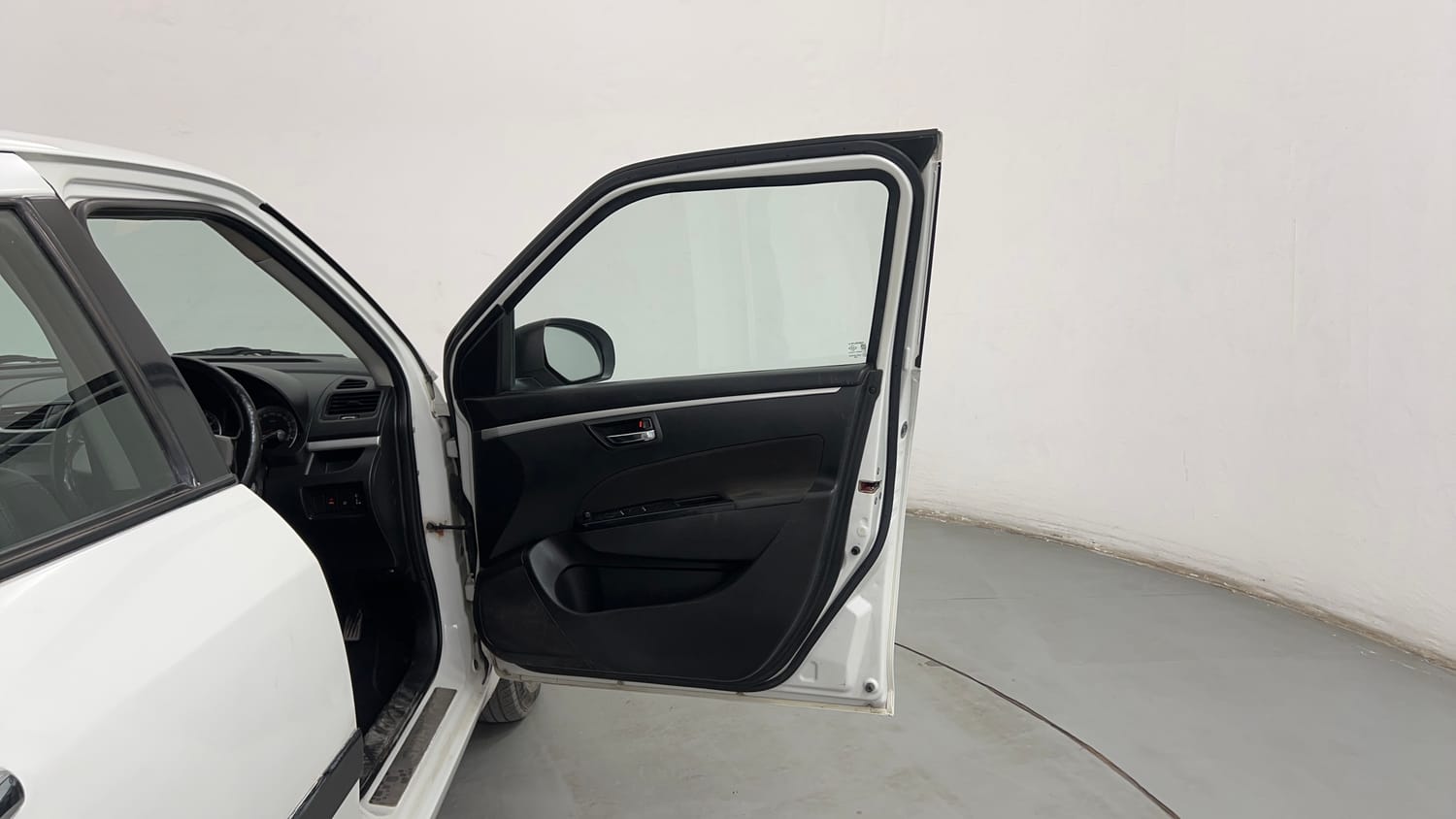 Used 2017 Maruti Suzuki Swift VXi Petrol Manual interior RIGHT FRONT DOOR OPEN VIEW